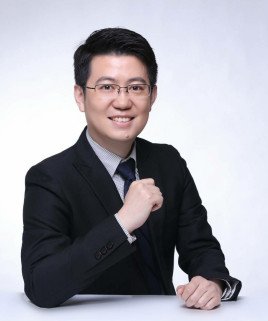 经济学专家——秦雪征