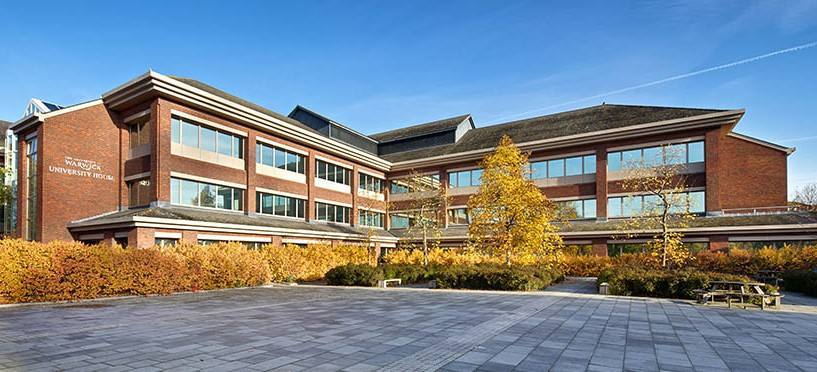 英国华威大学